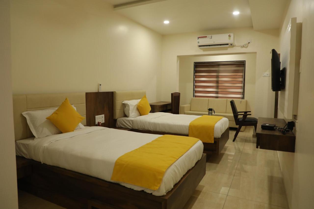 Hotel Balaji Palace Porbandar Exterior foto