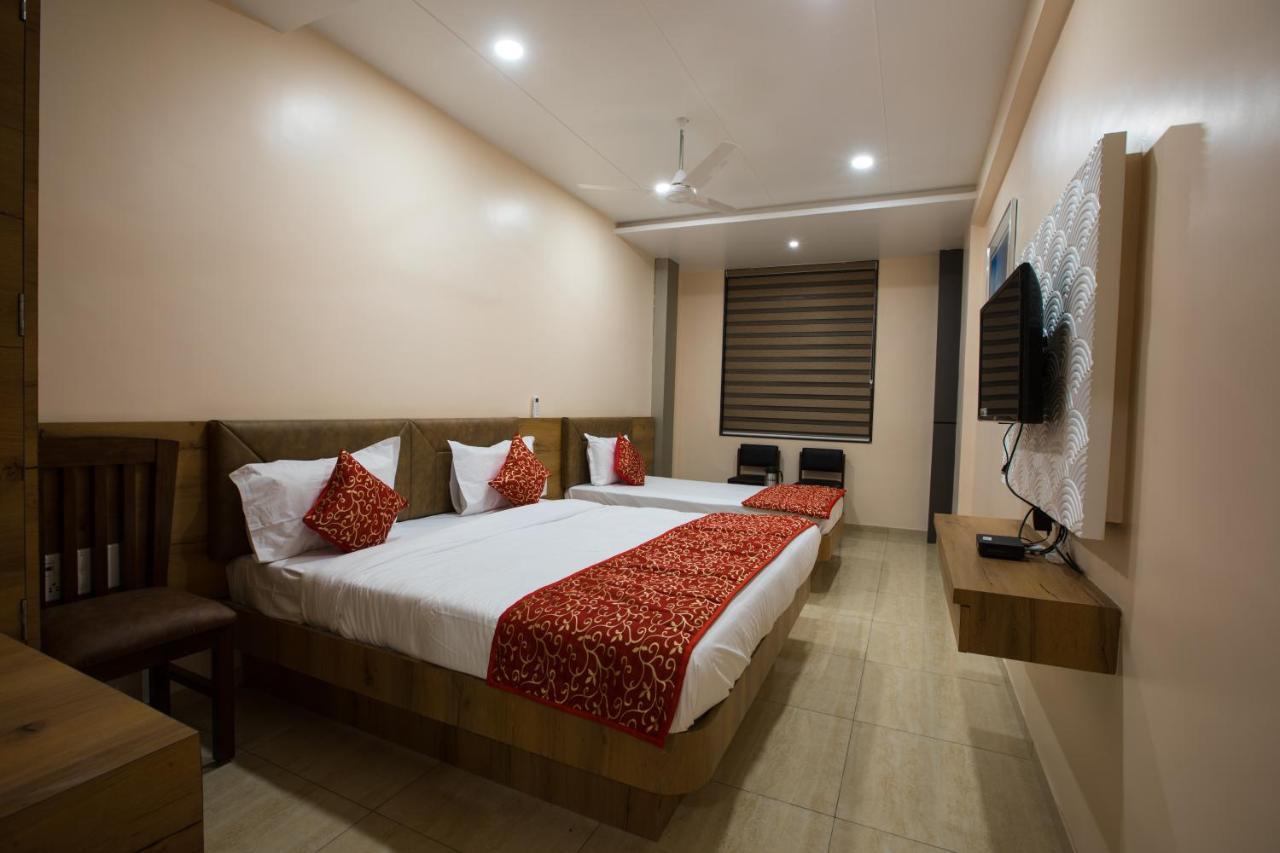 Hotel Balaji Palace Porbandar Exterior foto